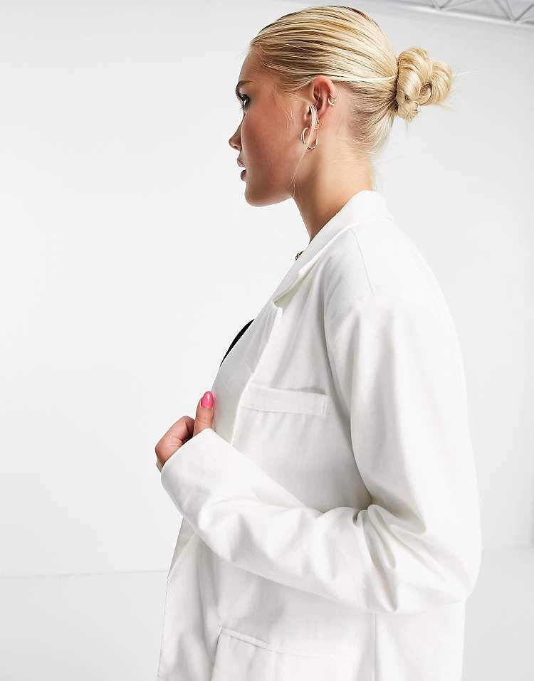 In The Style Longline Blazer In Ecru For Women 2 In The Style Longline Blazer In Ecru For Women - Image 2