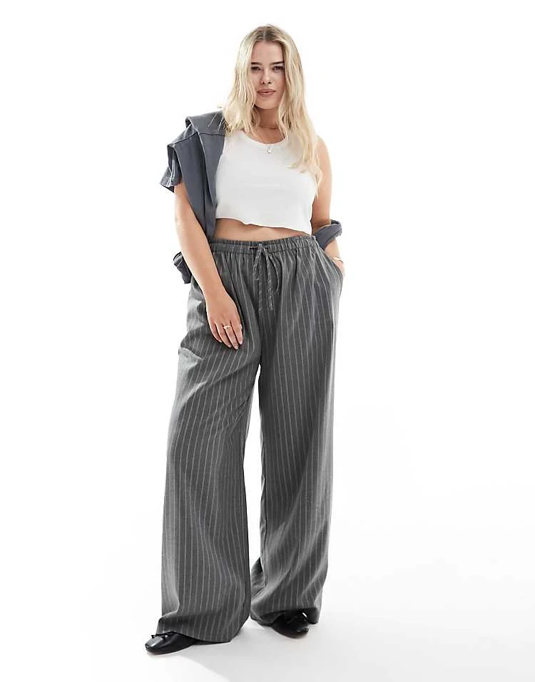 In The Style Plus X Perrie Sian Exclusive Wide Leg Drawstring Trouser In Grey Pinstripe For Women 1 In The Style Plus X Perrie Sian Exclusive Wide Leg Drawstring Trouser In Grey Pinstripe For Women