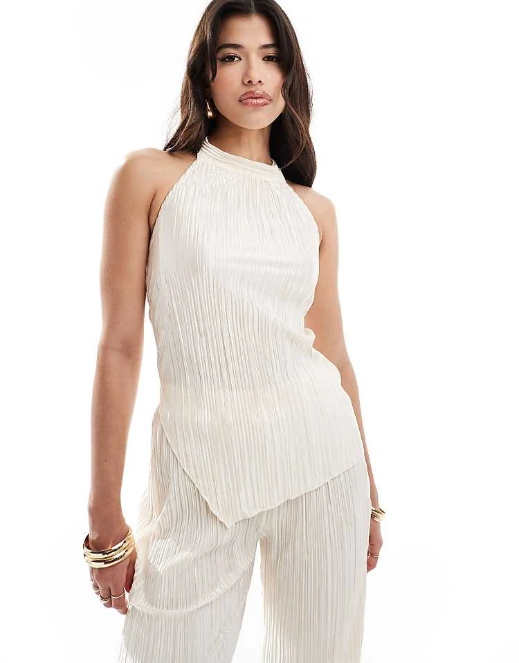 In The Style X Perrie Sian Halterneck Top And Trousers Co-ord In Cream 2 In The Style X Perrie Sian Halterneck Top And Trousers Co-ord In Cream - Image 2