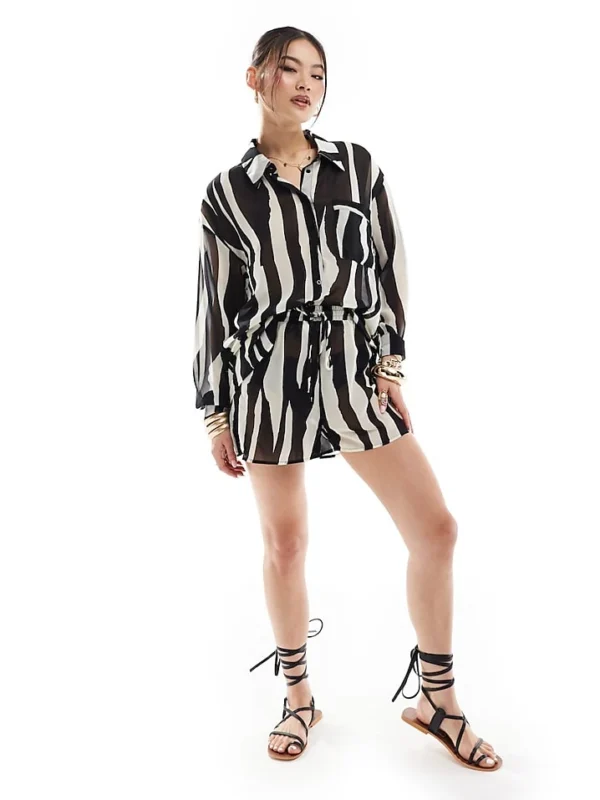 In The Style Beach Shirt & Short Co-ord In Zebra Print