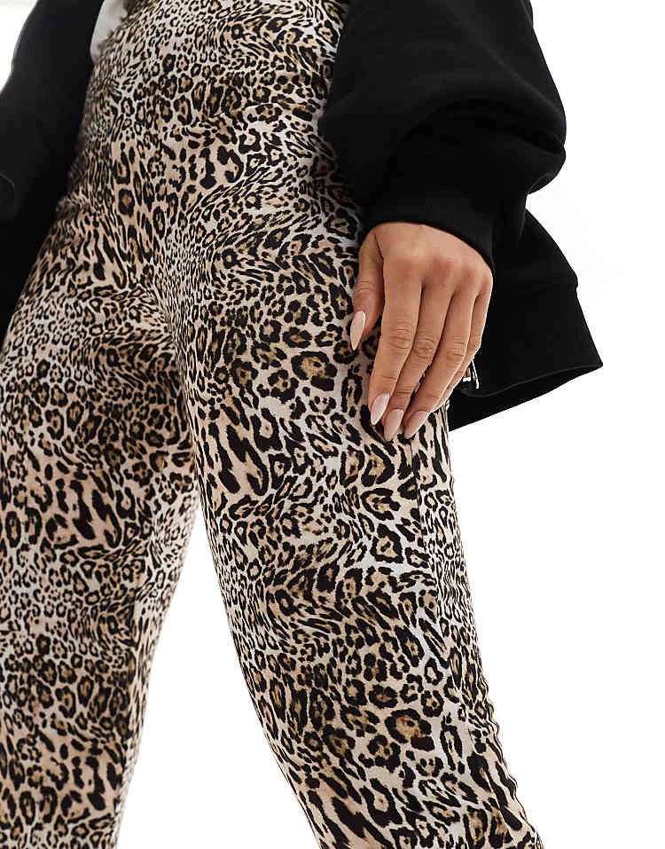 In The Style Exclusive Flared Trousers In Leopard Print For Women 2 In The Style Exclusive Flared Trousers In Leopard Print For Women - Image 2