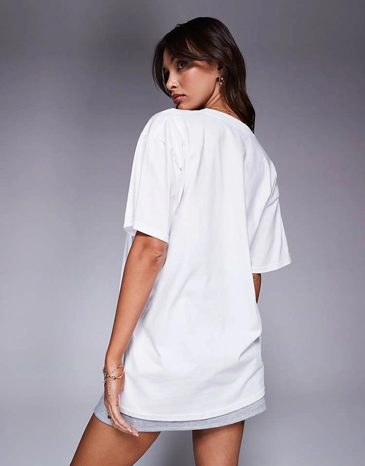 In The Style 'can You Buy Me A Drink Plz' Slogan T-shirt In White For Women 3 In The Style 'can You Buy Me A Drink Plz' Slogan T-shirt In White For Women - Image 3